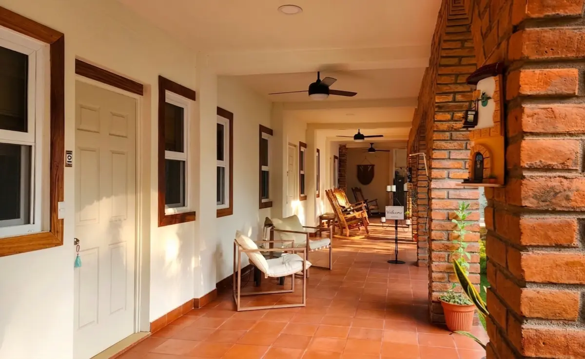 The full garden and terrace at Villa del Sol Garden set for a group